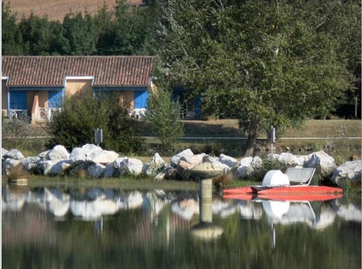 Charmante Maison Dans Le Gers, Proche Lac Et Centre-Ville LʼIsle-Jourdain Exterior foto